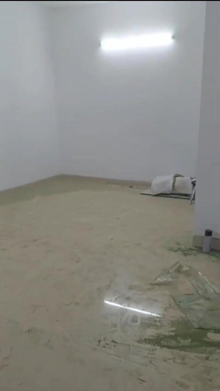 Room, bptp-park-81 2 Bedroom 250 Sq.Yd. Builder Floor In Sector 81 Faridabad 9570980