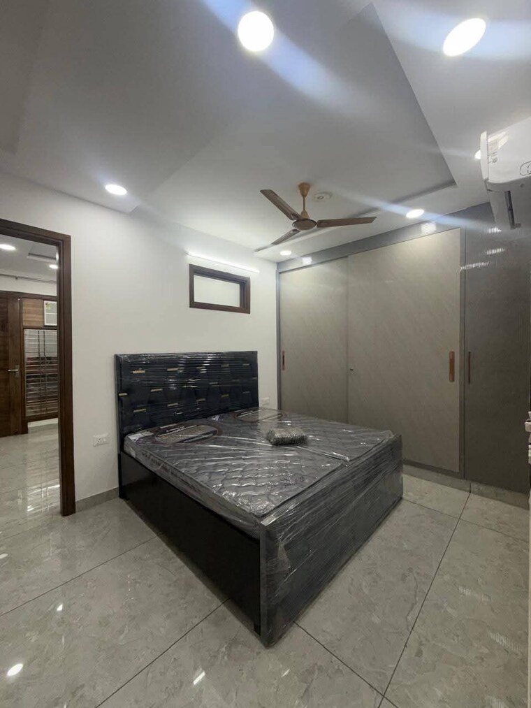 Bedroom, freedom fighters enclave 2 Bedroom 950 Sq.Ft. Apartment In Freedom Fighters Enclave Delhi 9571000