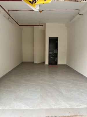 Room in  Shop at Dotom Isle, Jankalyan Nagar – for Rent