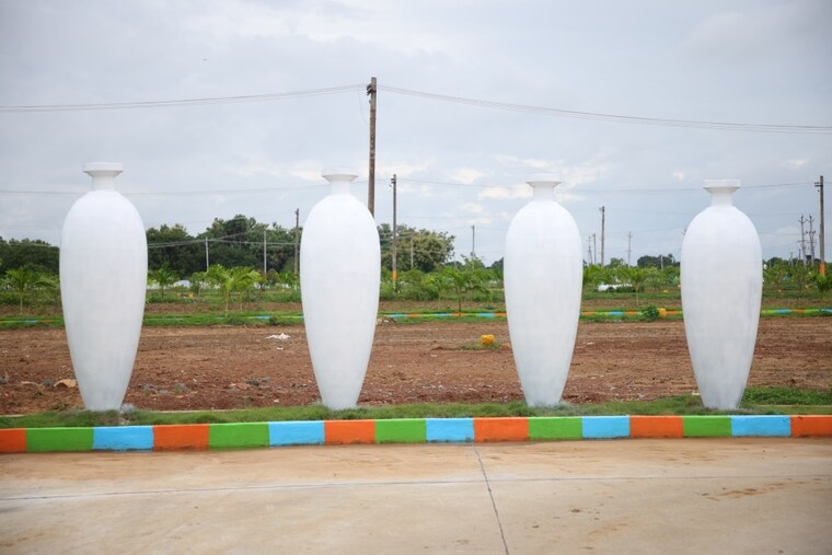 Garden, bhogapuram  151 Sq.Yd. Plot In Bhogapuram Vizianagaram 9571014