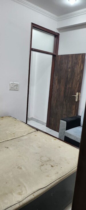 1 BHK Builder Floor For Rent in Saket