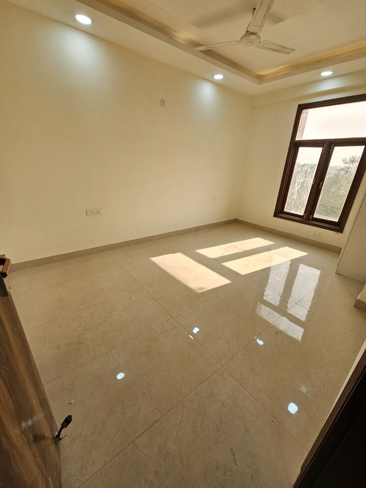 Room, palm-residency-chhatarpur 3 Bedroom 1350 Sq.Ft. Apartment In Chattarpur Delhi 9571052