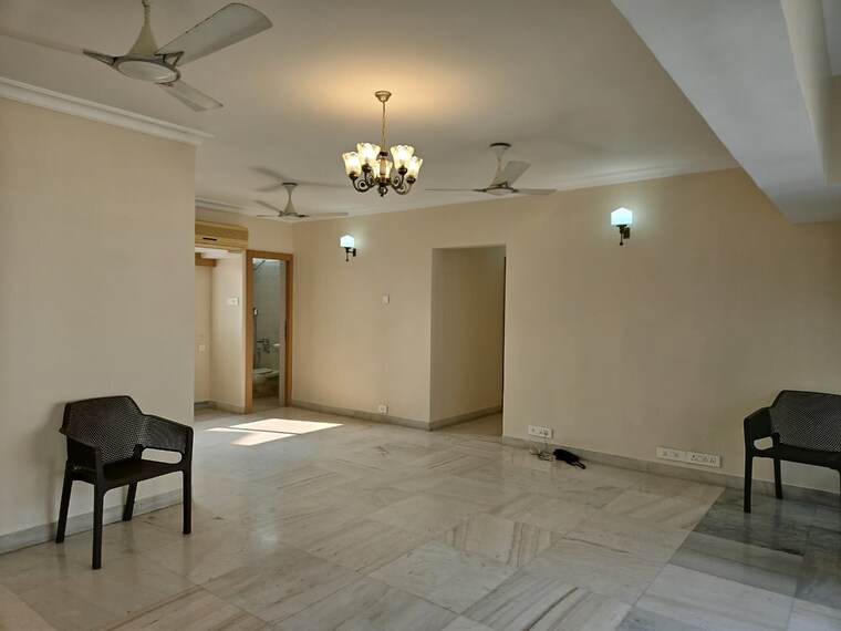 Room, chaitanya-tower 3 Bedroom 1250 Sq.Ft. Apartment In Prabhadevi Mumbai 9571089