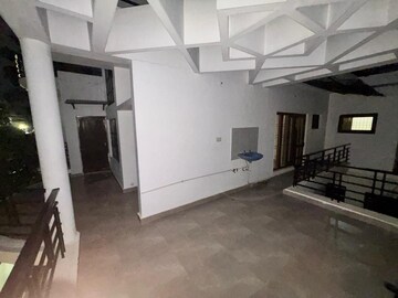 Balcony in 2 BHK Independent House at Vipul Khand – for Rent