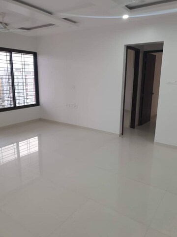 Room in 3 BHK Apartment at Suyog Space, Wakad – for Rent
