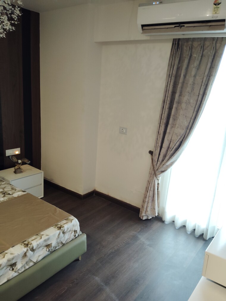 Bathroom, shiv-sai-emerald-heights 4 Bedroom 1840 Sq.Ft. Apartment In Sector 88 Faridabad 9571150