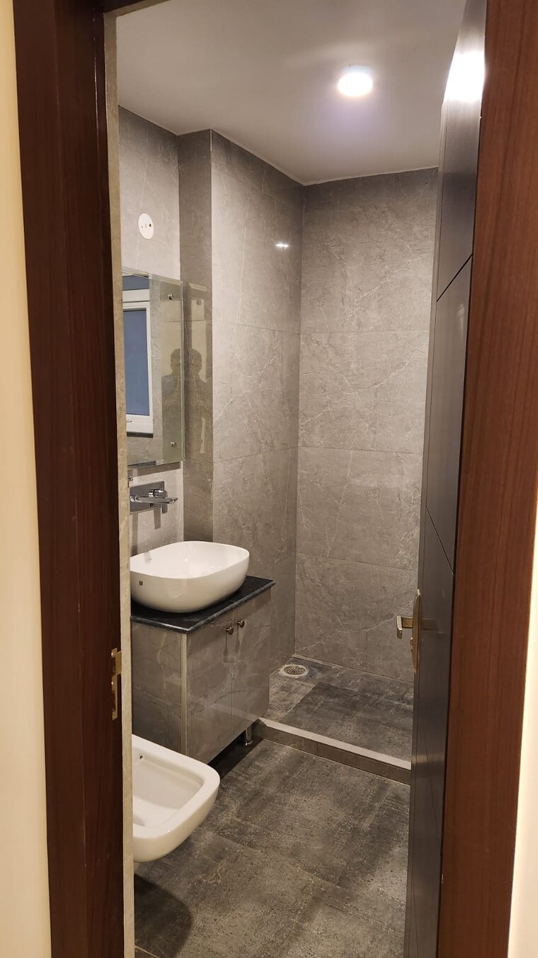 Bathroom, ram-shanti-apartment 3.5 Bedroom 2250 Sq.Ft. Apartment In Sector 52 Gurgaon 9571133