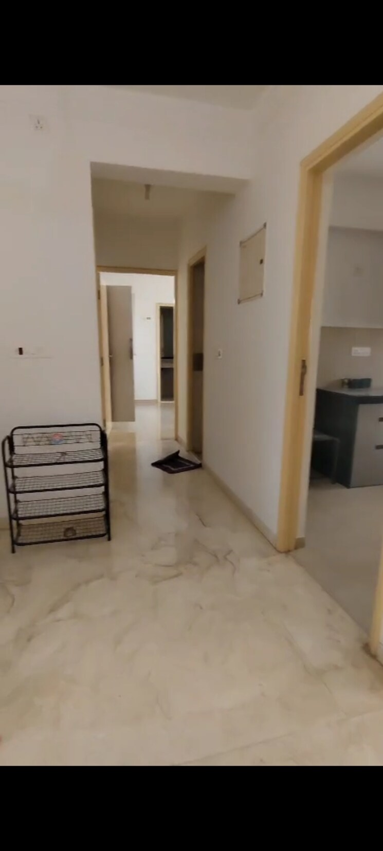 Room, hiranandani-paloma 2.5 Bedroom 830 Sq.Ft. Apartment In Ghodbunder Road Thane 9571141