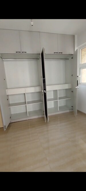 Bathroom in 2.5 BHK Apartment at Hiranandani Paloma, Ghodbunder Road – for Rent