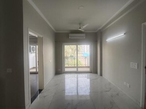 Room in 2.5 BHK Builder Floor at Central Park Cerise Suites, Sohna Sector 33 – for Rent