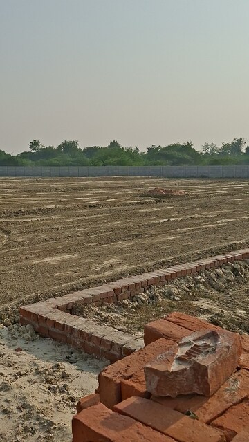  Plot For Sale in Raebareli Road