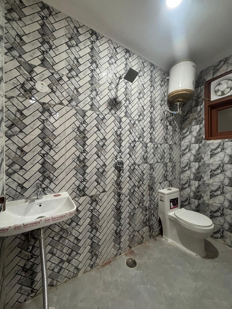 Bathroom, saket 1 Bedroom 500 Sq.Ft. Builder Floor In Saket Delhi 9571271