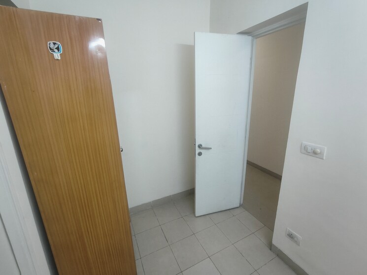 Room, emaar-emerald-estate 3 Bedroom 1395 Sq.Ft. Apartment In Sector 65 Gurgaon 9571276