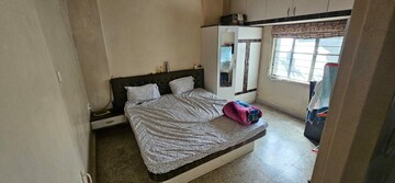 Bedroom in 2 BHK Apartment at Dhankawadi – for Rent