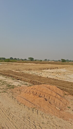  Plot – Exterior View View at Raebareli Road - for Sale