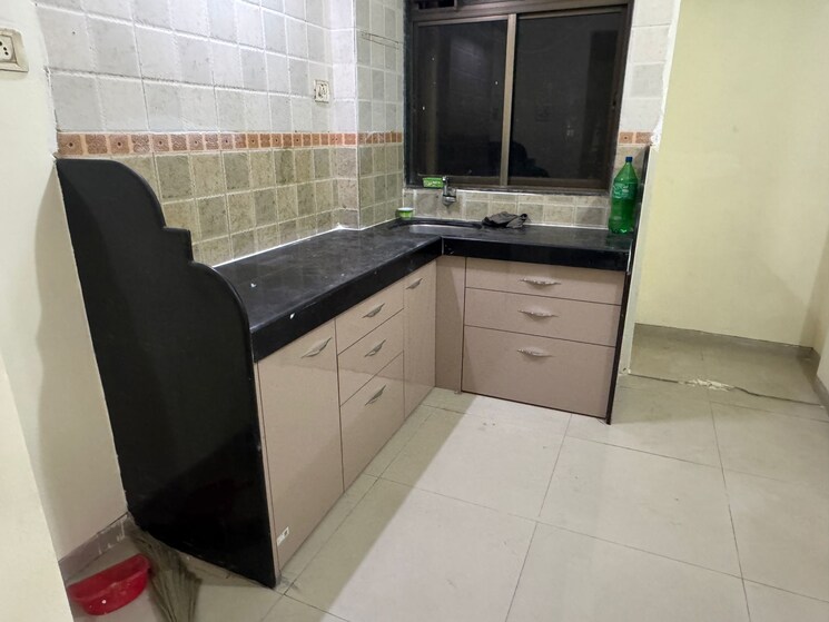 Kitchen, ganesh-chs-kalwa 1 Bedroom 550 Sq.Ft. Apartment In Kalwa Thane 9571288