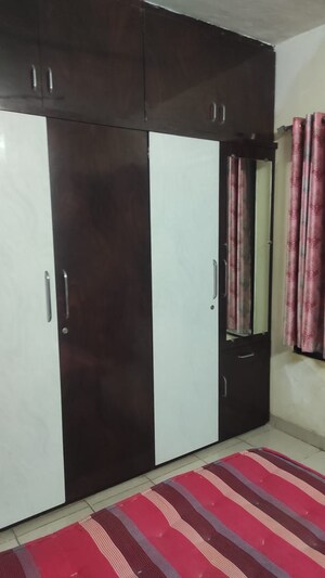 Bedroom in 1 BHK Apartment at Pimple Saudagar – for Rent