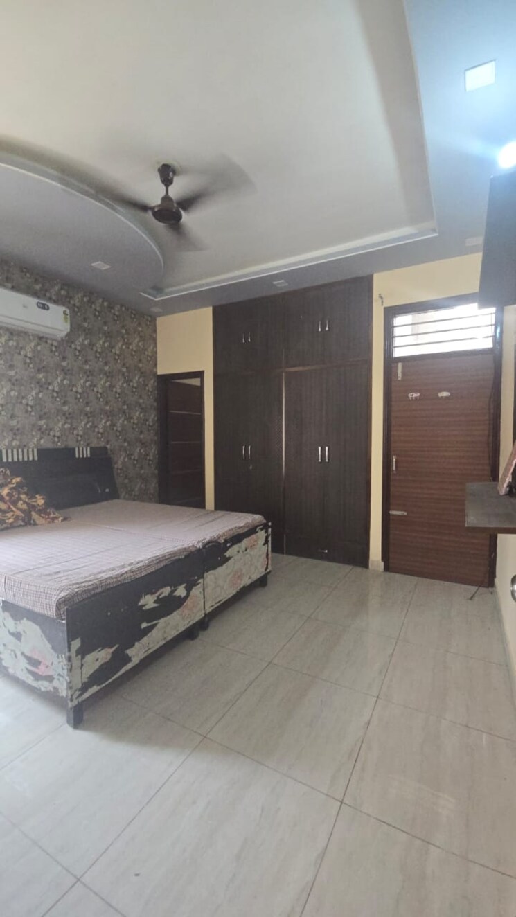 Bedroom, singla-south-city 3 Bedroom 150 Sq.Ft. Independent House In Lohgarh Zirakpur 9571360