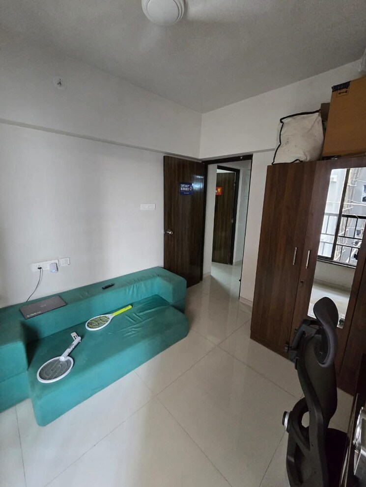Living Room, dn nagar 2 Bedroom 520 Sq.Ft. Apartment In Dn Nagar Mumbai 9571361