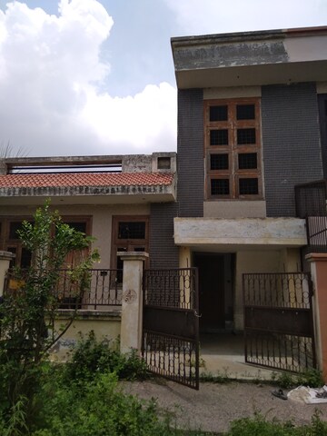 2 BHK Independent House For Sale in Xu Iii Greater Noida
