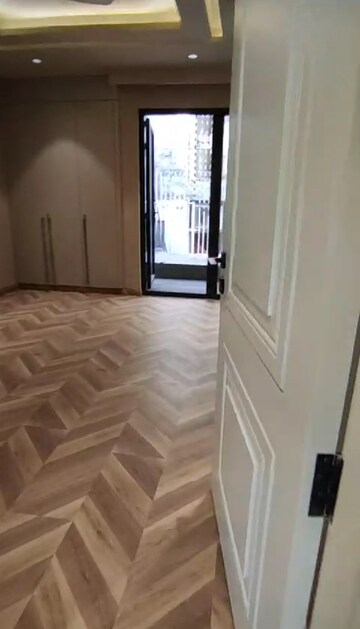 Bedroom in 4 BHK Apartment at Ansal Api Versalia 2, Sector 67a – for Rent