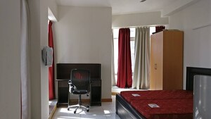 Living Room in 5 BHK Villa at Phi Iii Greater Noida – for Rent