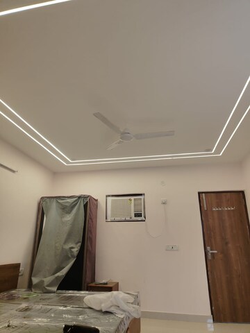 Furnished Amenities in 2 BHK Builder Floor at Noble Enclave – for Rent