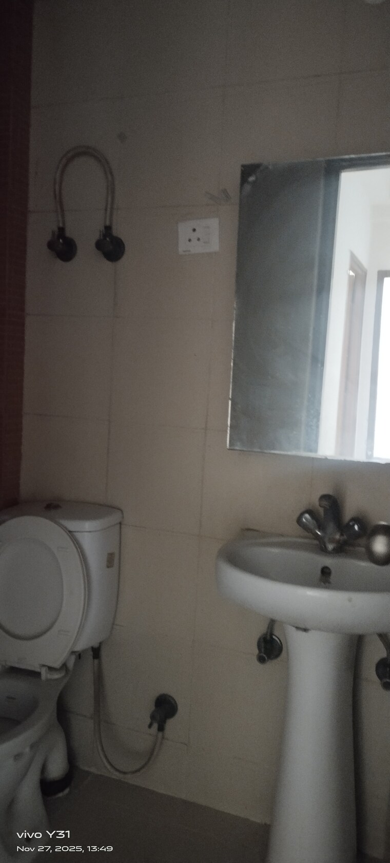 Bathroom, mahagun-mywoods 2.5 Bedroom 1110 Sq.Ft. Apartment In Sector 16c Greater Noida Greater Noida 9571443