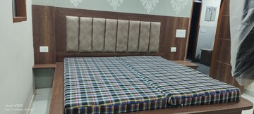 Bedroom in 1 RK Apartment at Dlf City Phase 3 – for Rent