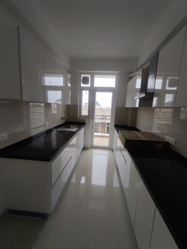 Kitchen, omaxe-new-chandigarh 3 Bedroom 1996 Sq.Ft. Builder Floor In North Mullanpur Chandigarh 9571433