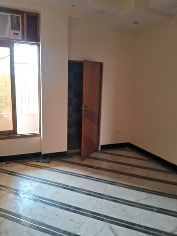 Room in 2 BHK Apartment at RWA Apartments Sector 122, Sector 122 – for Rent