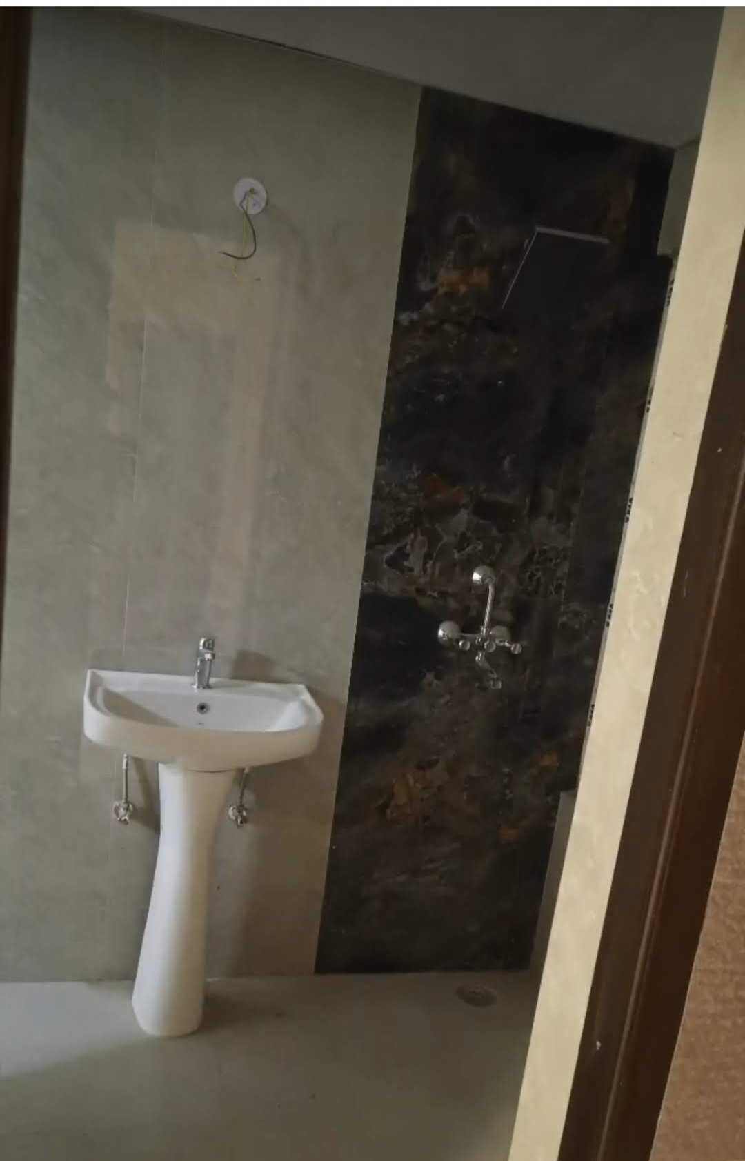 2 BHK + Study Room Apartment For Sale in VIctoryone Amara