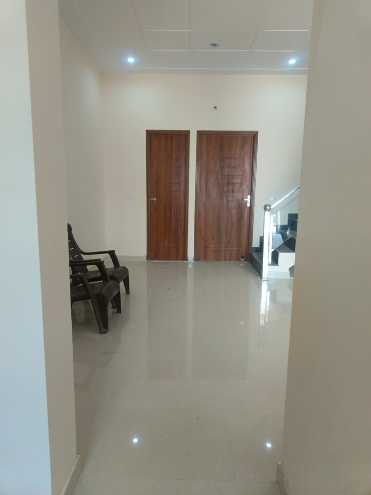 Room, siddharth-estate 2 Bedroom 1100 Sq.Ft. Apartment In Vasant Vihar Dehradun 9571478