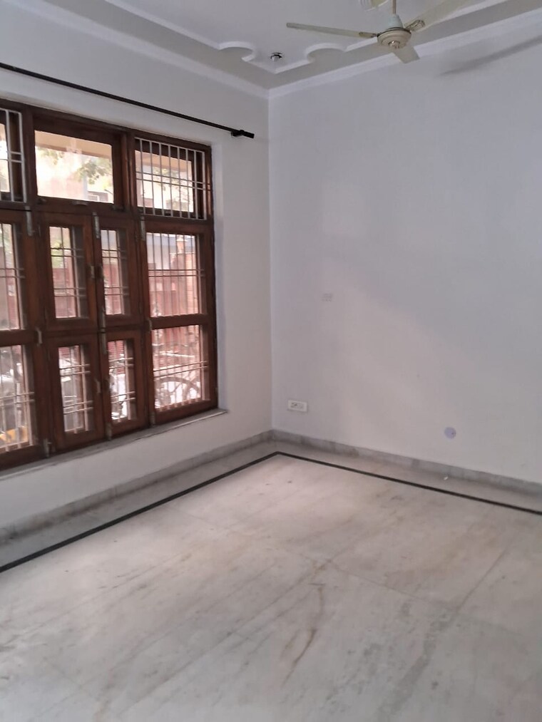 Room, unitech-unihomes-ii 2 Bedroom 766 Sq.Ft. Apartment In Sector 117 Noida 9571477