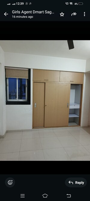 Room in 2 BHK Apartment at Vijay Residency II, Ghodbunder Road – for Rent