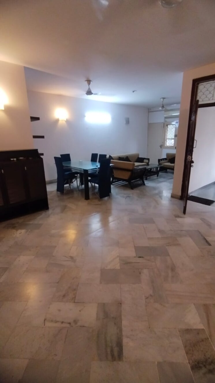 Living Room, sector 24 4 Bedroom 3000 Sq.Ft. Apartment In Sector 24 Gurgaon 9571464