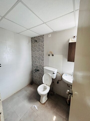 Bathroom in 2 BHK Apartment at Signature Global Signum 107, Sector 107 – for Rent