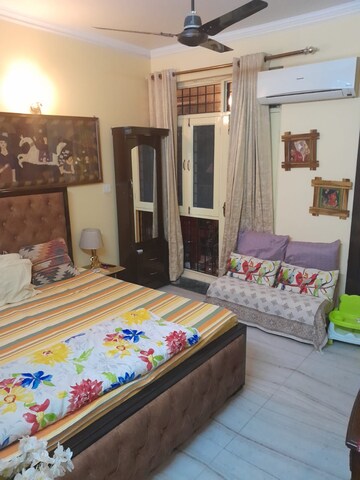 Bedroom in 4 BHK Apartment at Parsvnath Srishti, Sector 93 – for Sale