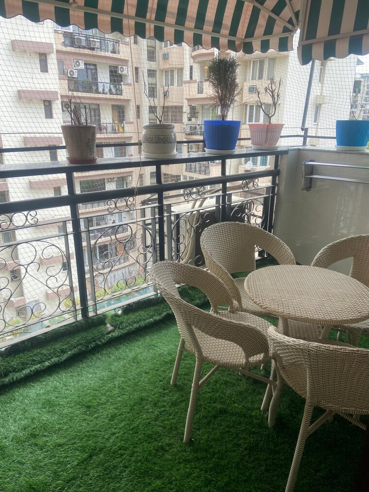 Gym, parsvnath-srishti 4 Bedroom 2347 Sq.Ft. Apartment In Sector 93 Noida 9571533