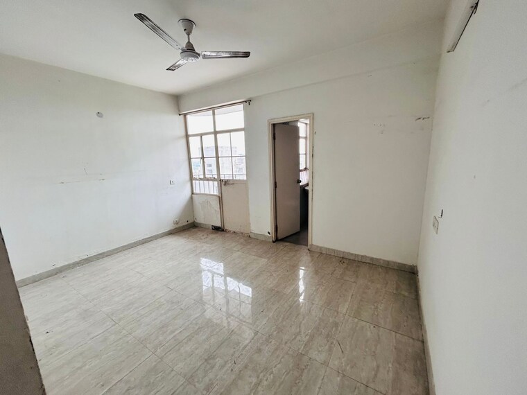 Room, signature-global-signum-107 2 Bedroom 554 Sq.Ft. Apartment In Sector 107 Gurgaon 9571534