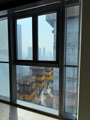 Room in  Office Space at Mahalaxmi – for Rent