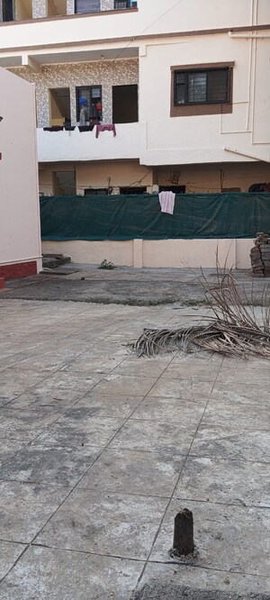 Parking in 1.5 BHK Independent House at Dhanori – for Rent