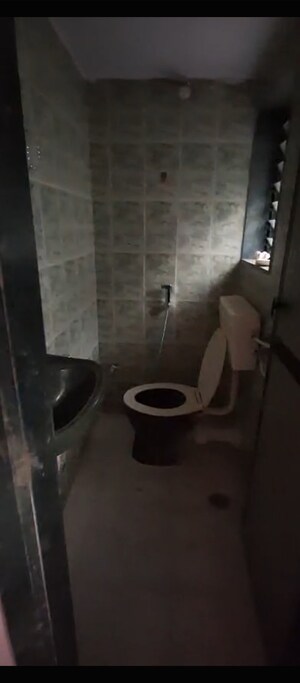 Bathroom in 1 BHK Apartment at Dombivli East – for Rent