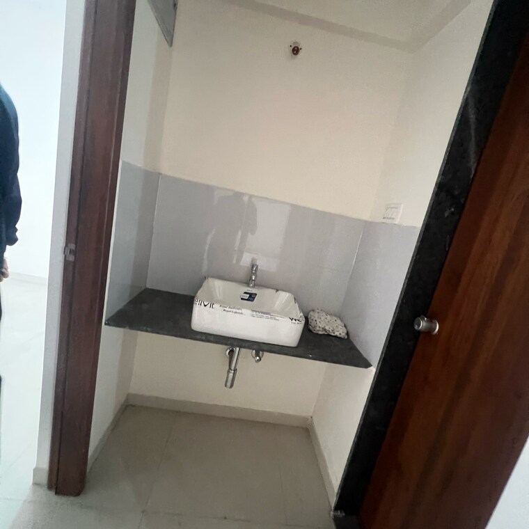 Bathroom, parklane-lifeseasons 1 Bedroom 379 Sq.Ft. Apartment In Madhav Nagar Pune 9571549