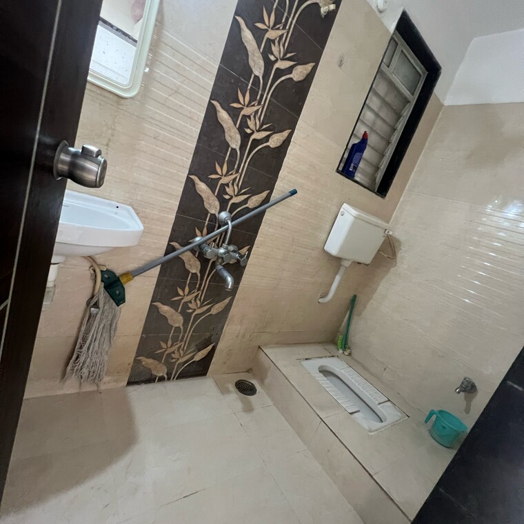 Team Area, shree-nidhi 2 Bedroom 750 Sq.Ft. Apartment In Madhav Nagar Pune 9571598