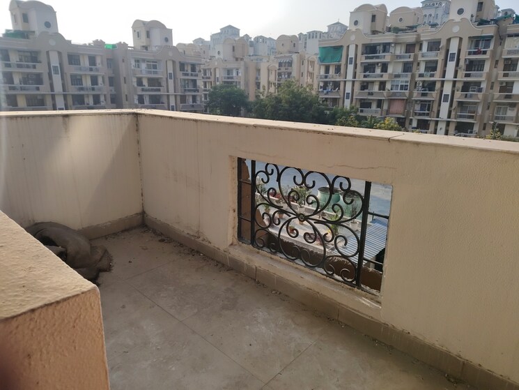 Balcony, parsvnath-prestige 3 Bedroom 1455 Sq.Ft. Apartment In Sector 93a Noida 9571637