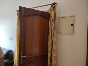 Furnished Amenities in 3 BHK Apartment at Parsvnath Prestige, Sector 93a – for Sale