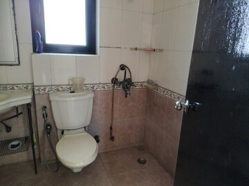 Bathroom in 3 BHK Apartment at Parsvnath Prestige, Sector 93a – for Sale