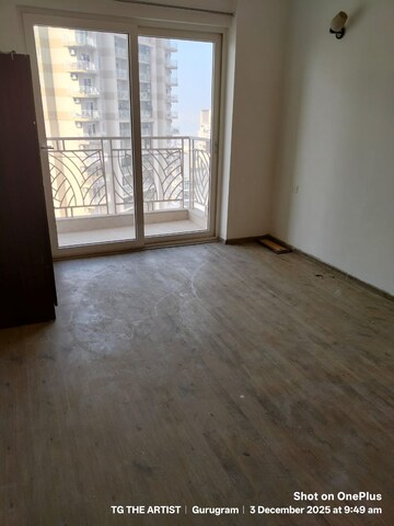 Room in 2 BHK Apartment at AIPL The Peaceful Homes, Sector 70a – for Rent