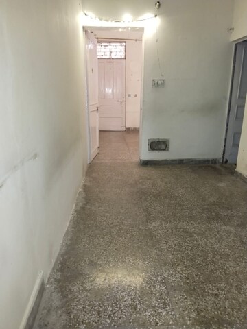 Room in 1 RK Builder Floor at Ashoka Enclave 3, Sector 35 – for Rent